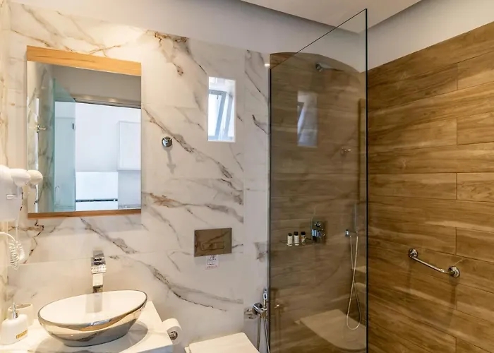 Santorossa Luxury Emborió