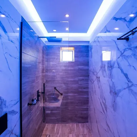 דירה Santorossa Luxury Emporio (Santorini)