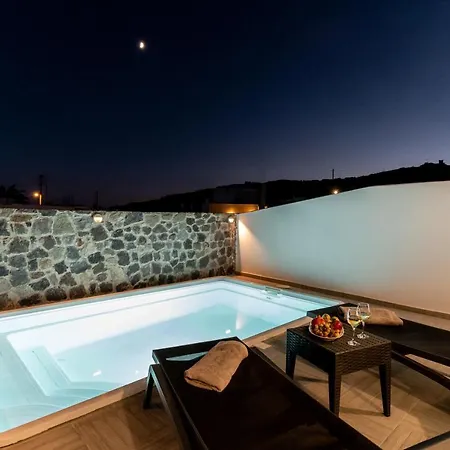 Santorossa Luxury Апартаменты Emporio (Santorini)