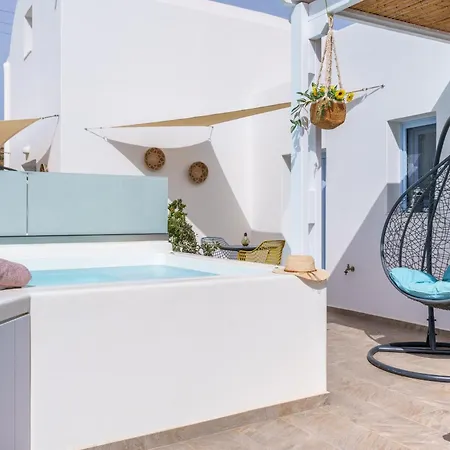 Апартаменты Santorossa Luxury Emporio (Santorini)