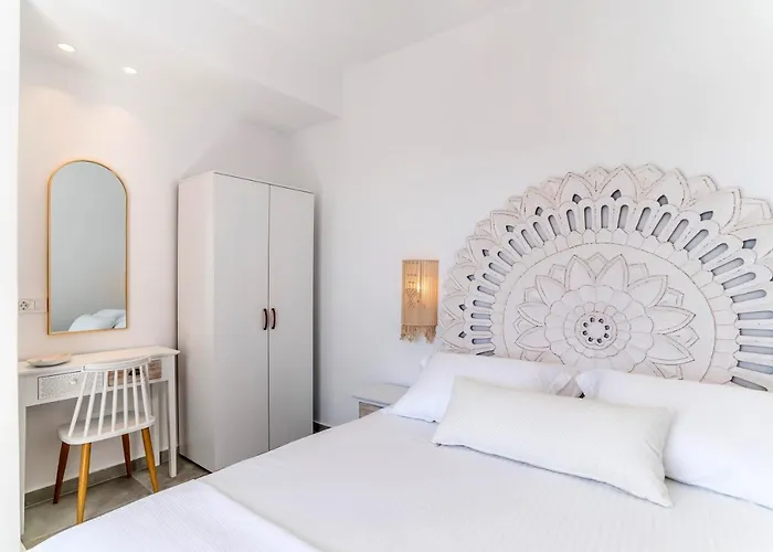 Santorossa Luxury * Emporio (Santorini)