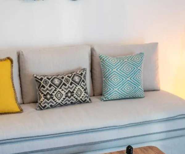 Santorossa Luxury Emporio (Santorini)