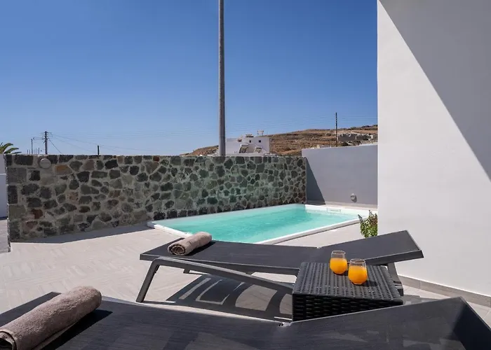 Santorossa Luxury Emporio (Santorini)