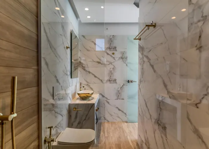 Santorossa Luxury Emporio (Santorini)