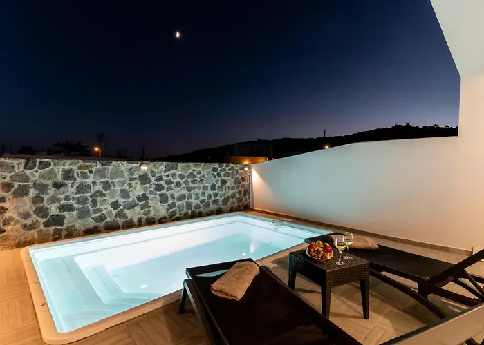 Santorossa Luxury Apartamento Emporio (Santorini)