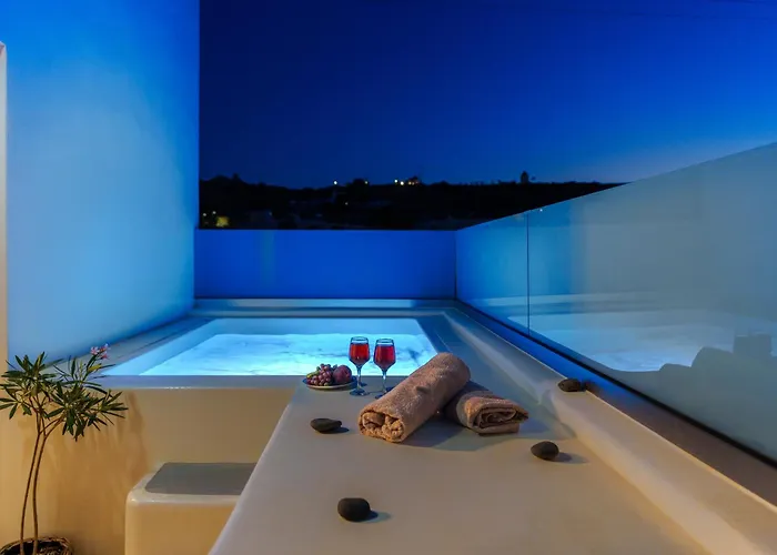 Santorossa Luxury Emporio (Santorini)