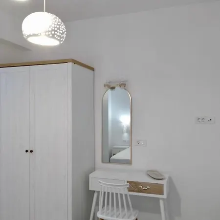 Santorossa Luxury Διαμέρισμα Εμπορειό