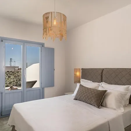 Santorossa Luxury * Εμπορειό