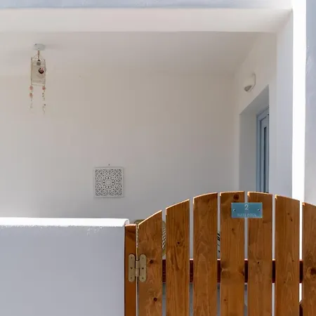 Santorossa Luxury * Εμπορειό