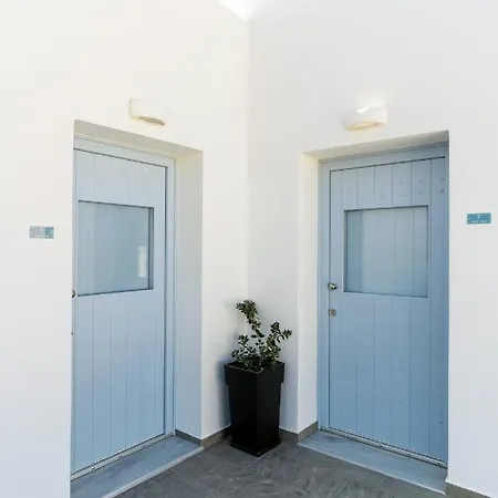 Santorossa Luxury Apartment *