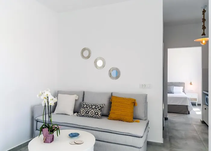 Santorossa Luxury Emporio (Santorini)