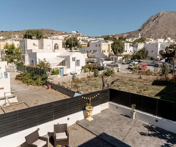 Santorossa Luxury Apartament Emporio (Santorini)